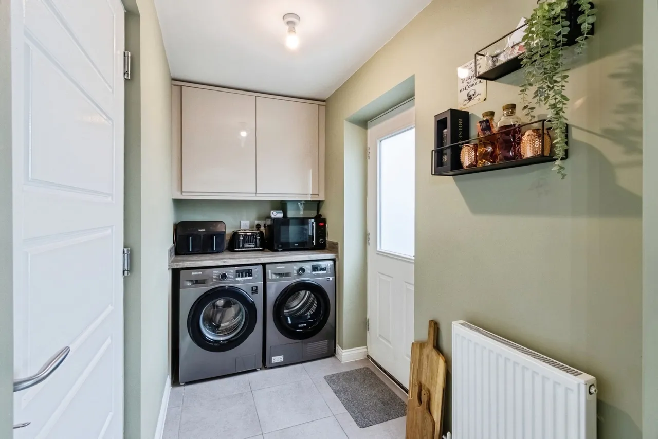 Amberwood Chase, Dewsbury, West Yorkshire, WF12, photo 10