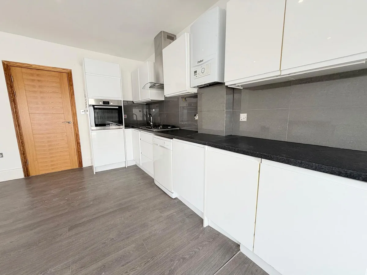 Pinner Road, Northwood, HA6, photo 7