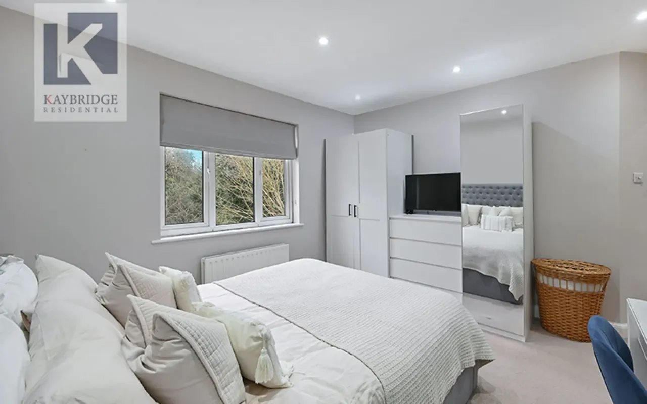Alberta Avenue, Cheam, SM1, photo 8