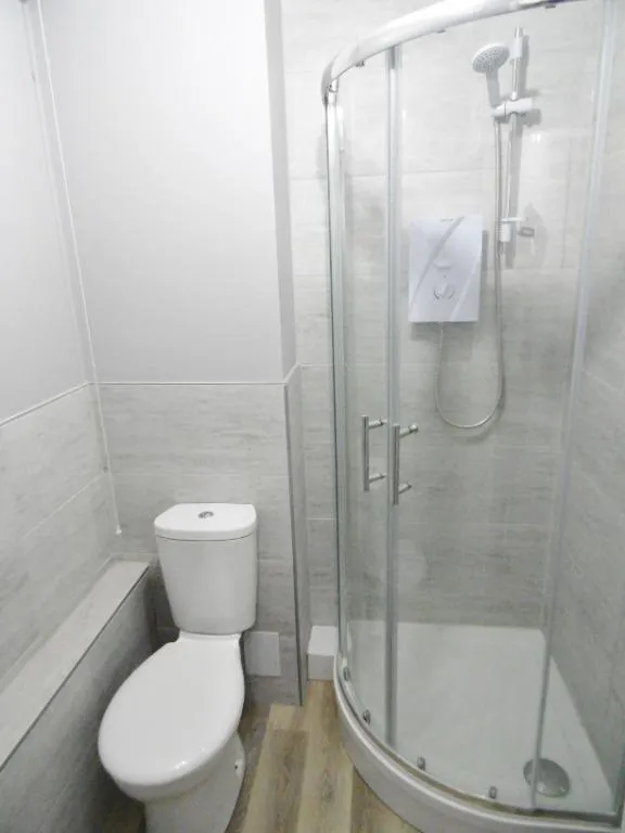 Rosehip Way, Lychpit, RG24, photo 6