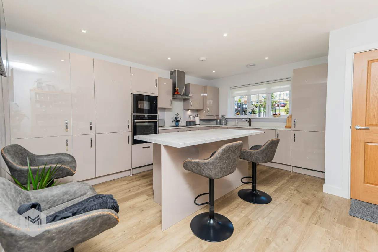 Sanctuary Mews, Bromley Cross, Bolton, BL7 9GD, photo 4