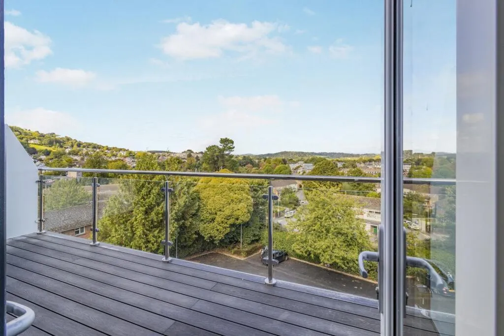 2 bed flat for sale — Parkers Way, Totnes