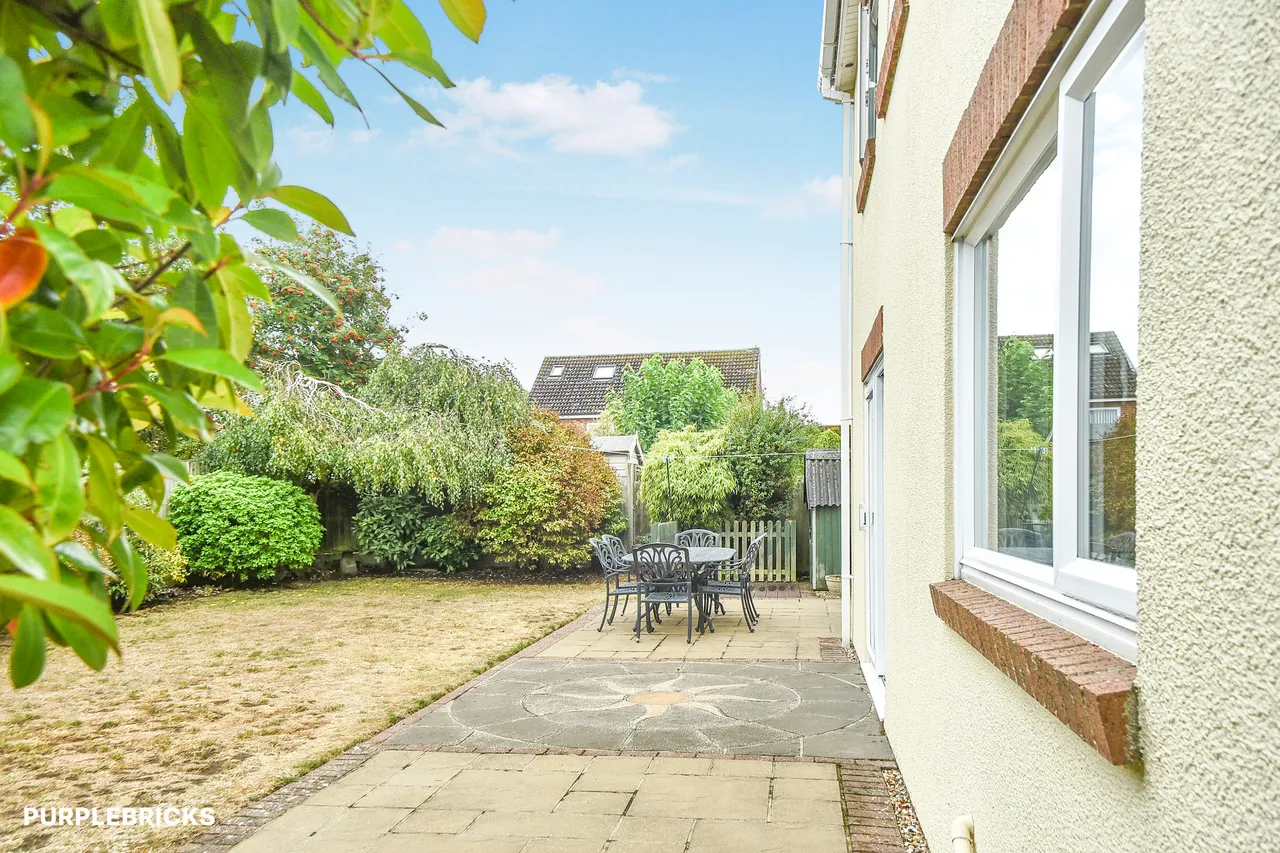 Elm Close, Rowde, SN10, photo 38