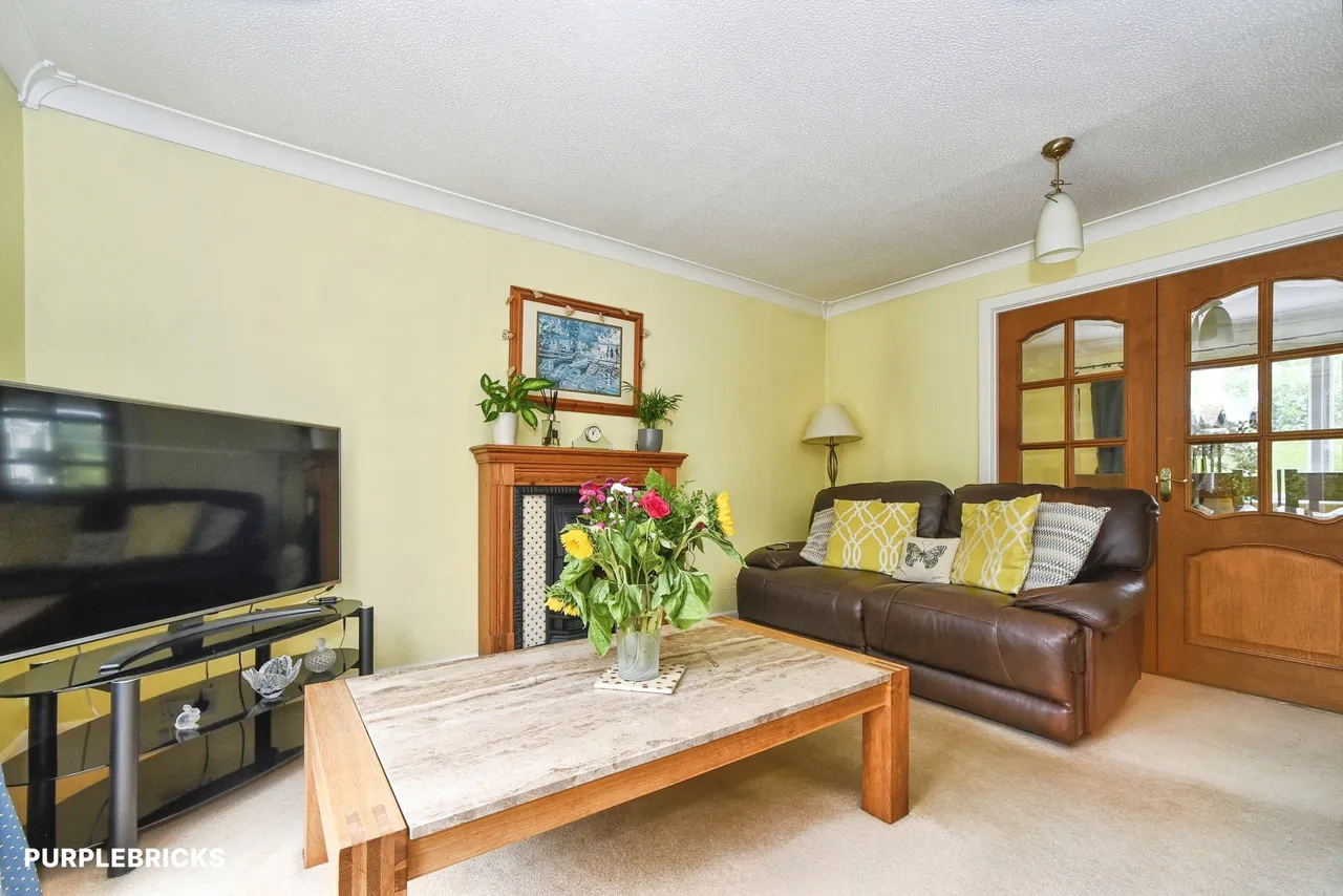 Elm Close, Rowde, SN10, photo 19