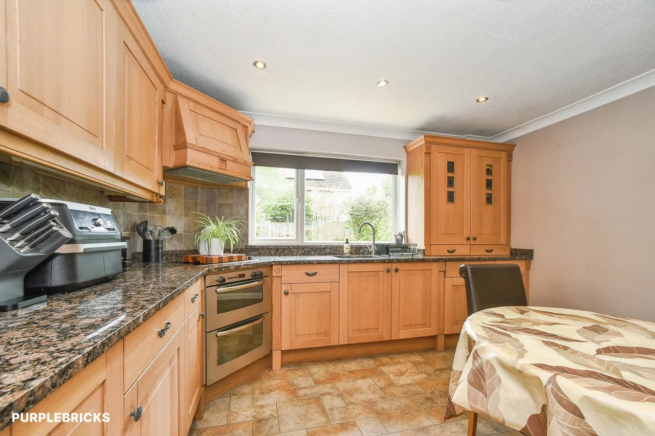 Elm Close, Rowde, SN10, photo 10