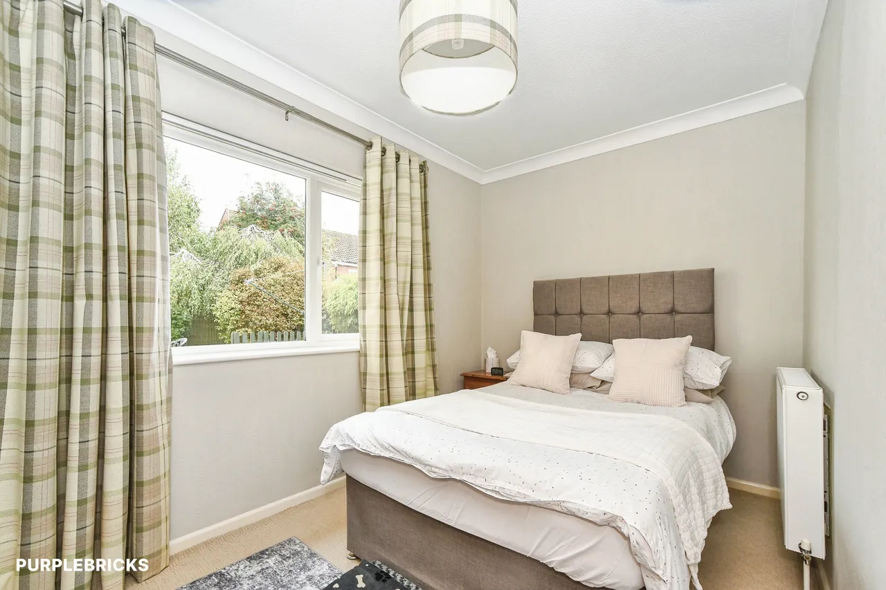 Elm Close, Rowde, SN10, photo 33