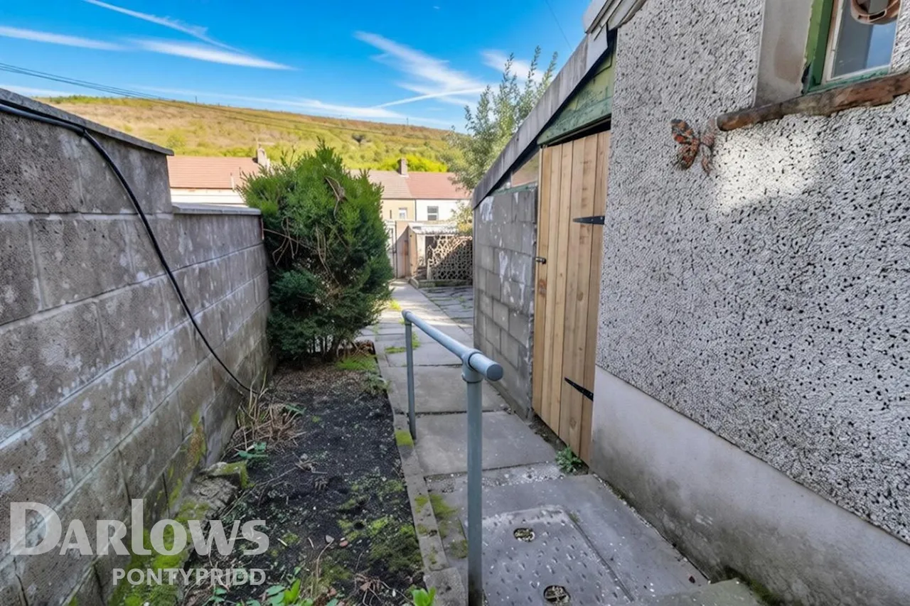 Robert Street, Pontypridd, photo 17