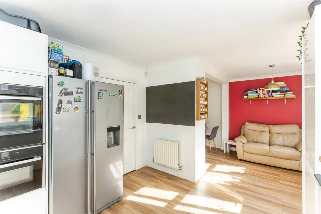 Chestnut Drive, Kettering, NN14, photo 6