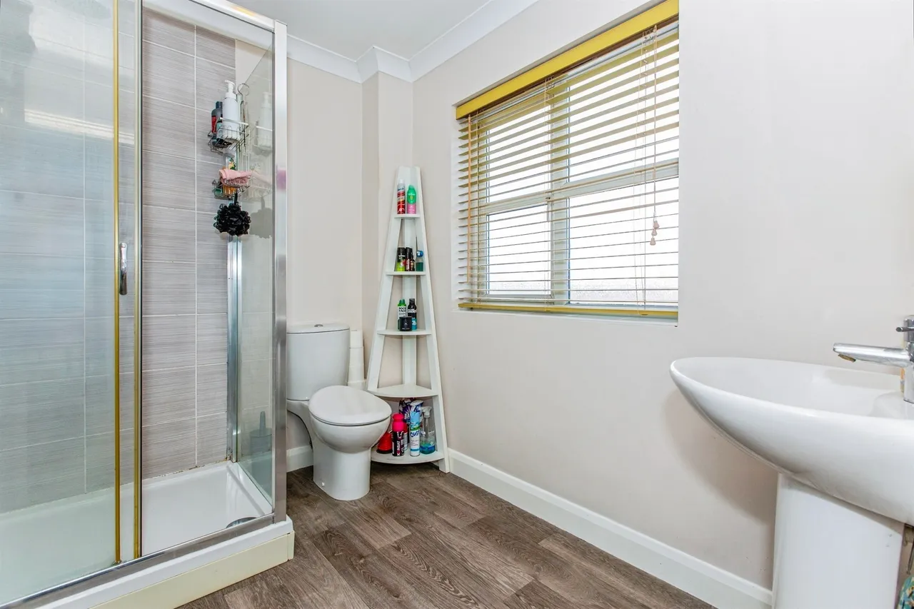 Chestnut Drive, Kettering, NN14, photo 16