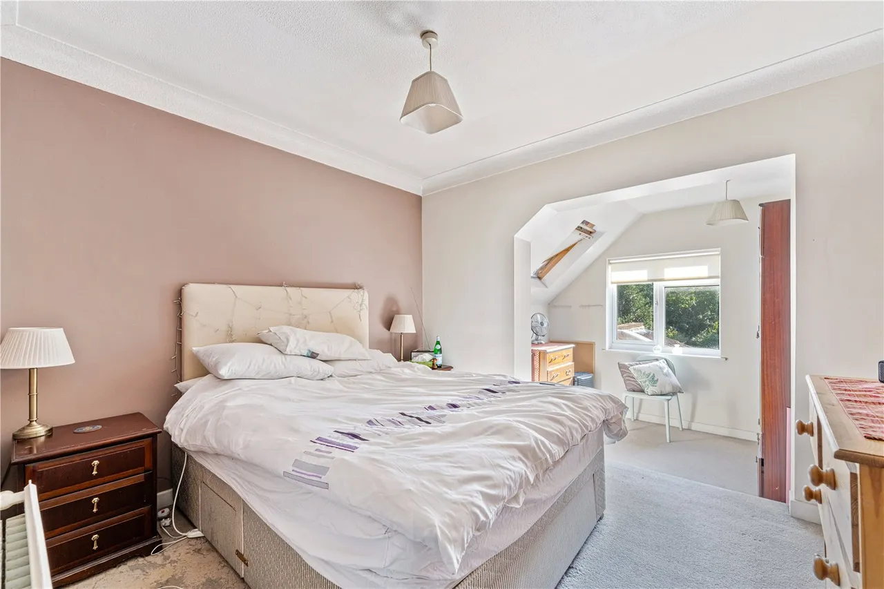 Hanworth Road, Hampton, TW12 3DH, photo 11