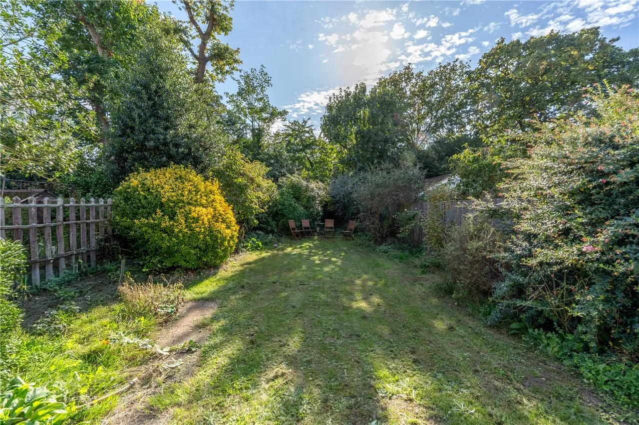 Hanworth Road, Hampton, TW12 3DH, photo 14