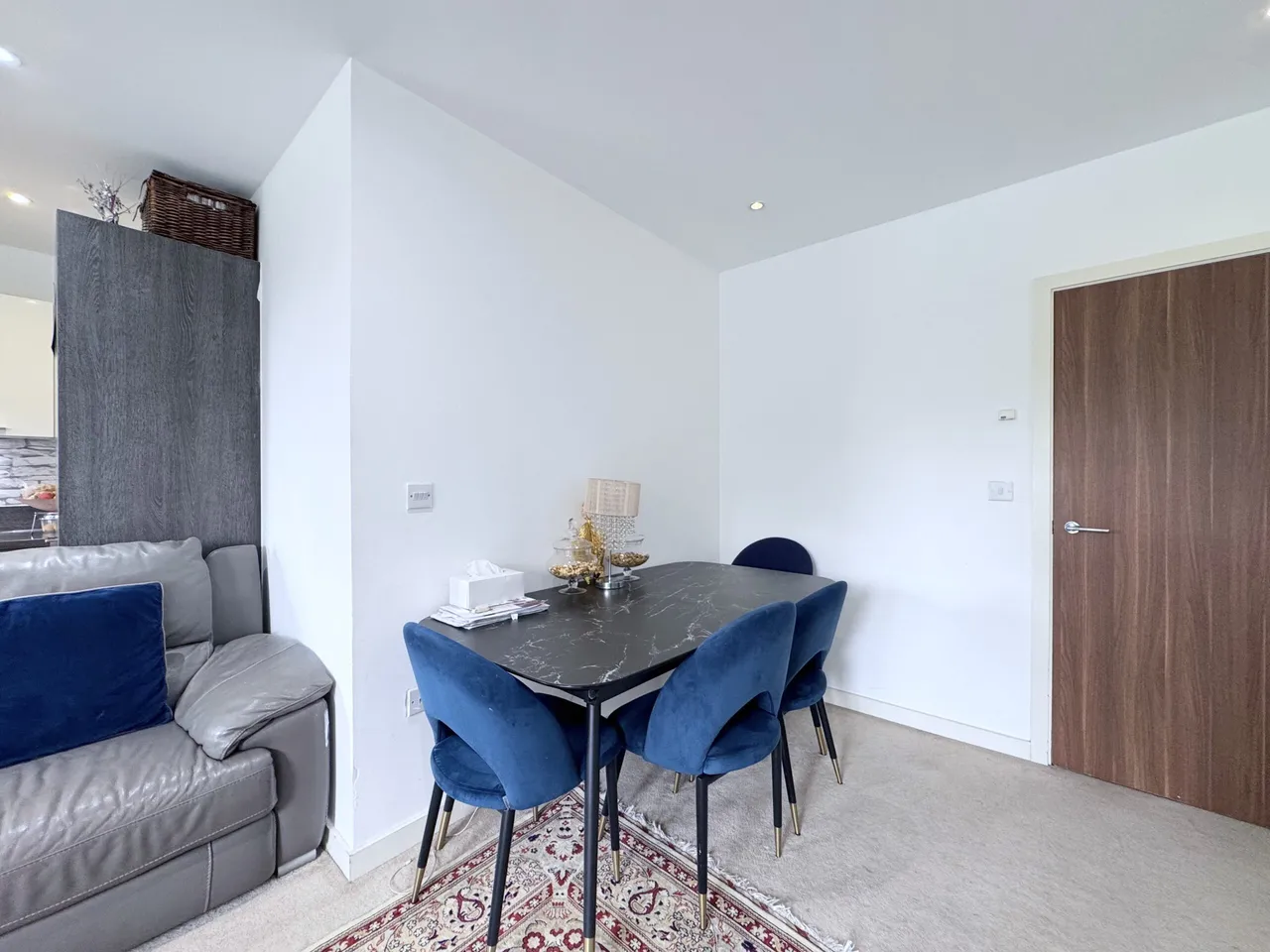 Hayling Way, Metropolitan Court, HA8, photo 8