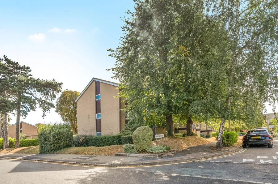 Green Acres, Croydon, CR0, photo 13