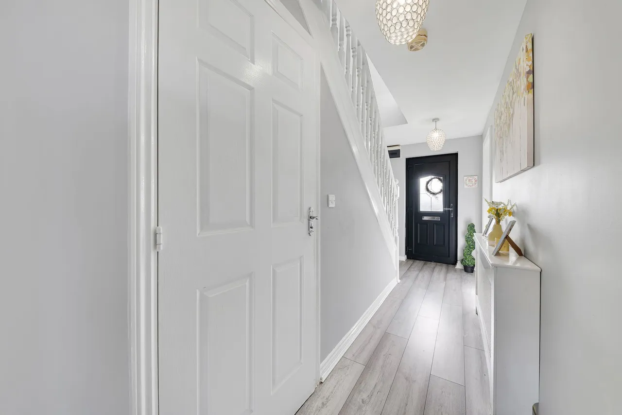 Elstree Court, Widnes, WA8, photo 6