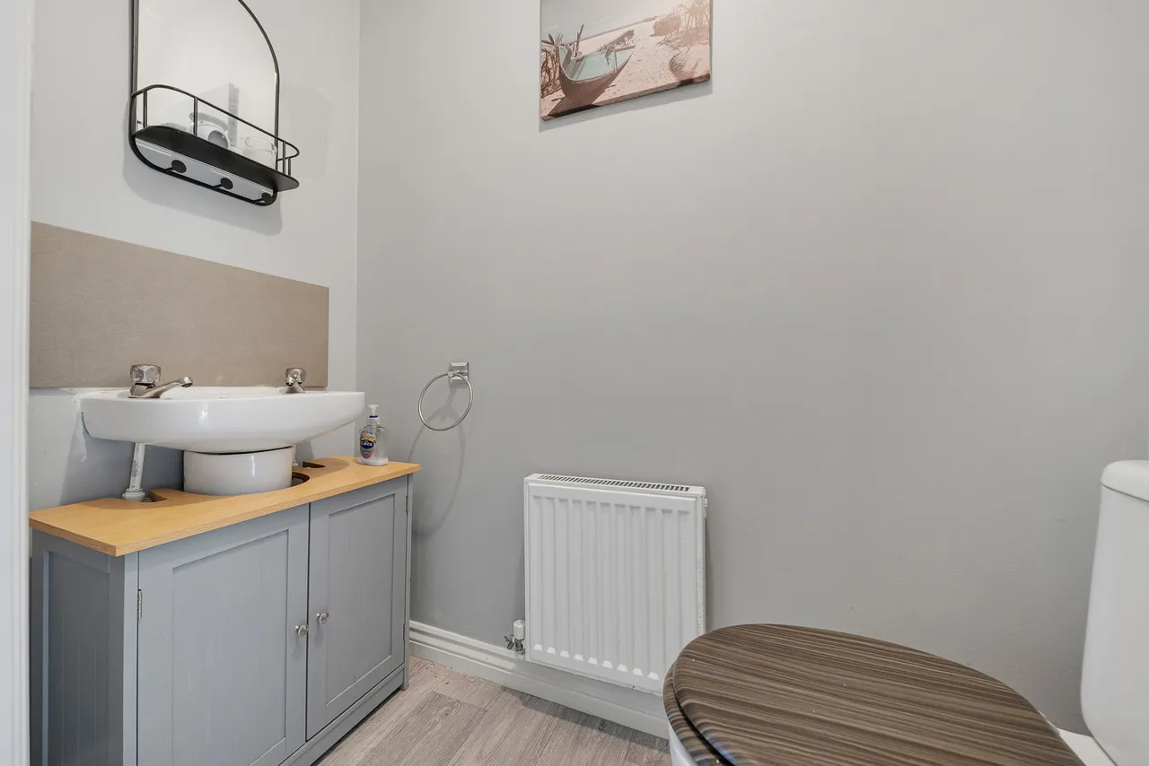 Elstree Court, Widnes, WA8, photo 7