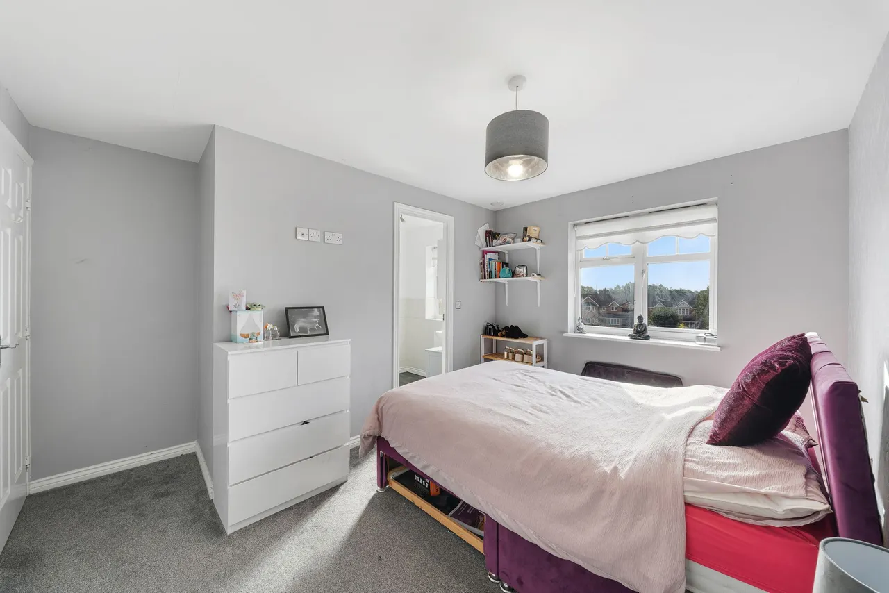 Elstree Court, Widnes, WA8, photo 13