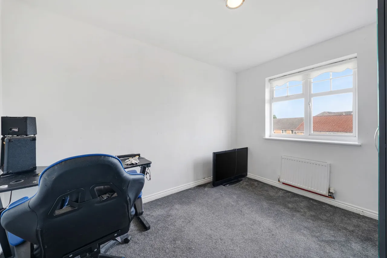 Elstree Court, Widnes, WA8, photo 16