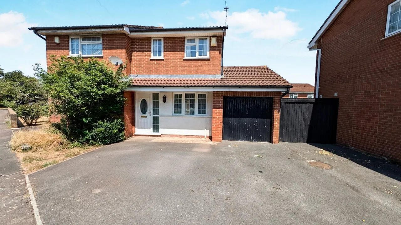 Longs Drive, Yate, BS37, photo 12