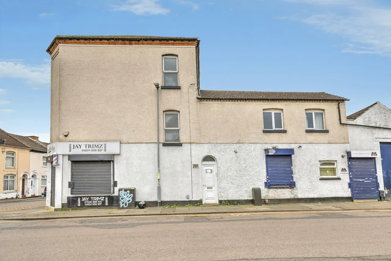 6 bed house for sale — Edith Street, Northampton, Northamptonshire, NN1