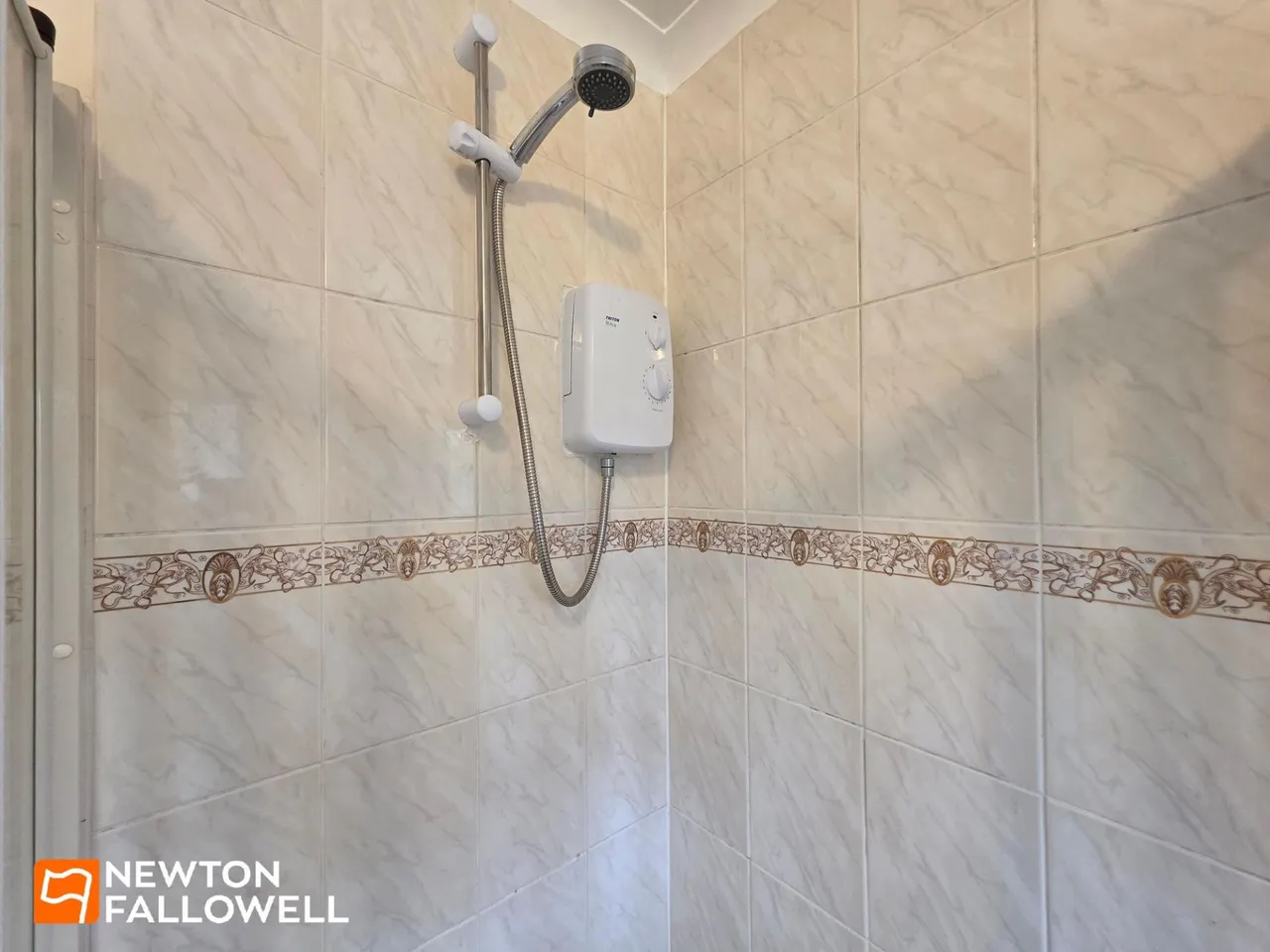 Southwell Road East, Rainworth, NG21, photo 13