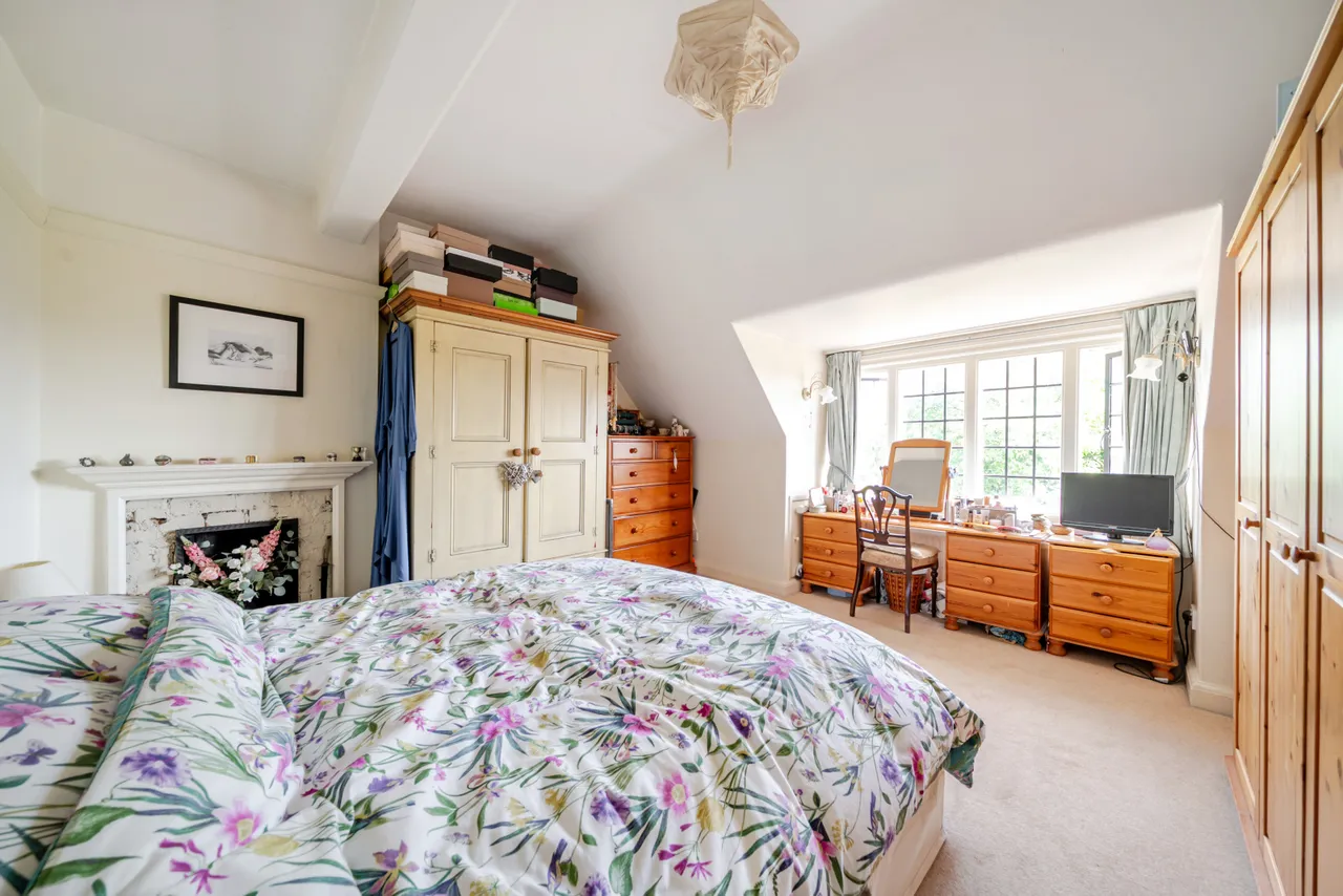 Gerrards Cross, Buckinghamshire, photo 21