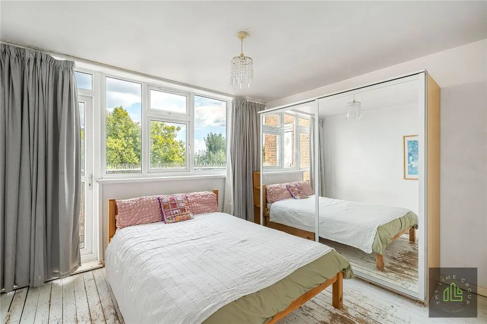 Talbot Walk, London, NW10, photo 9