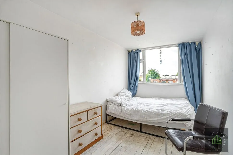 Talbot Walk, London, NW10, photo 11