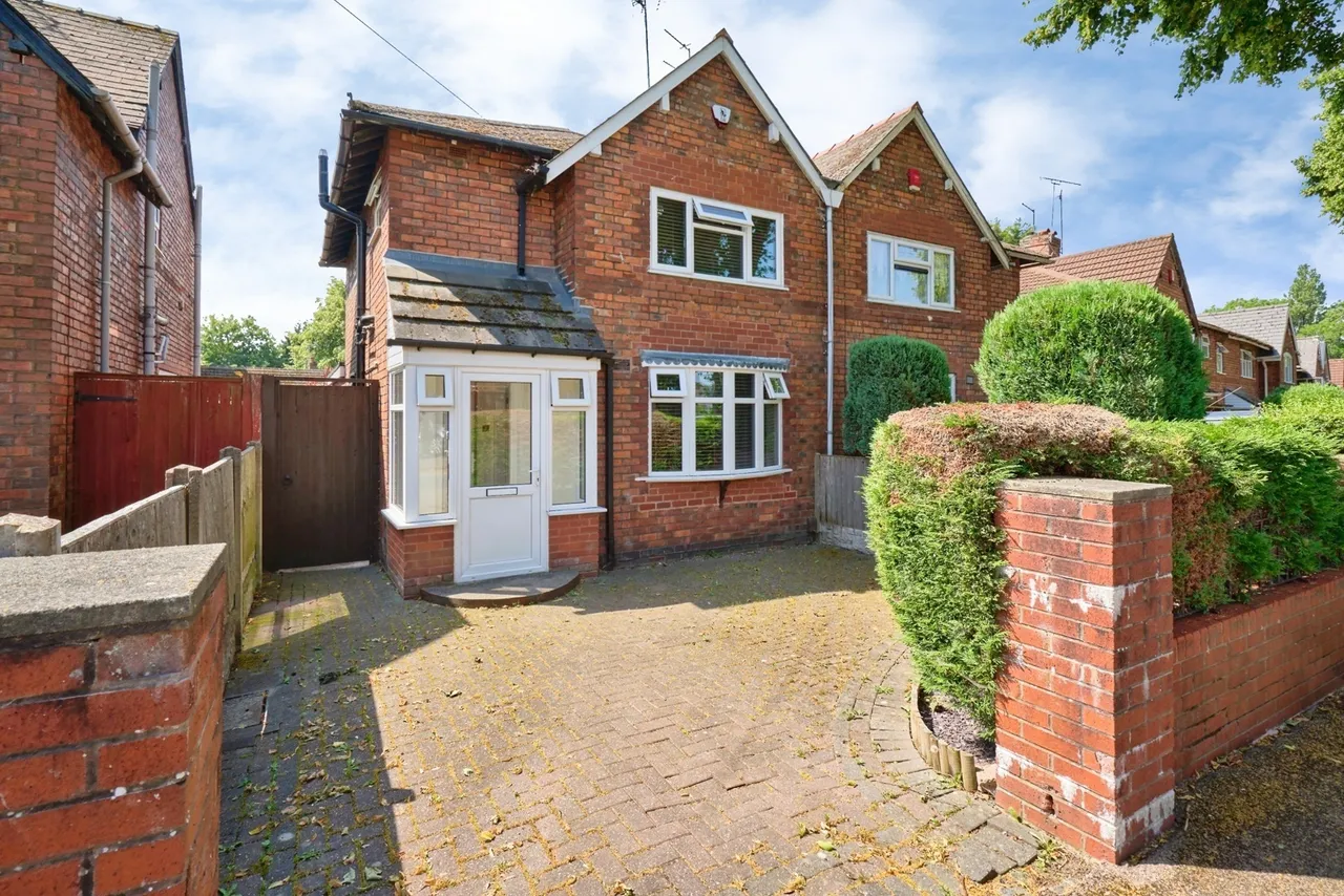 2 bed house for sale — Collins Street, Walsall, West Midlands, WS1