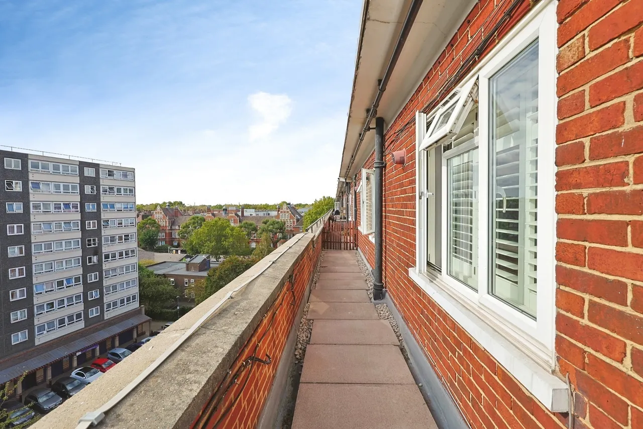 Rawson Street, London, SW11, photo 18