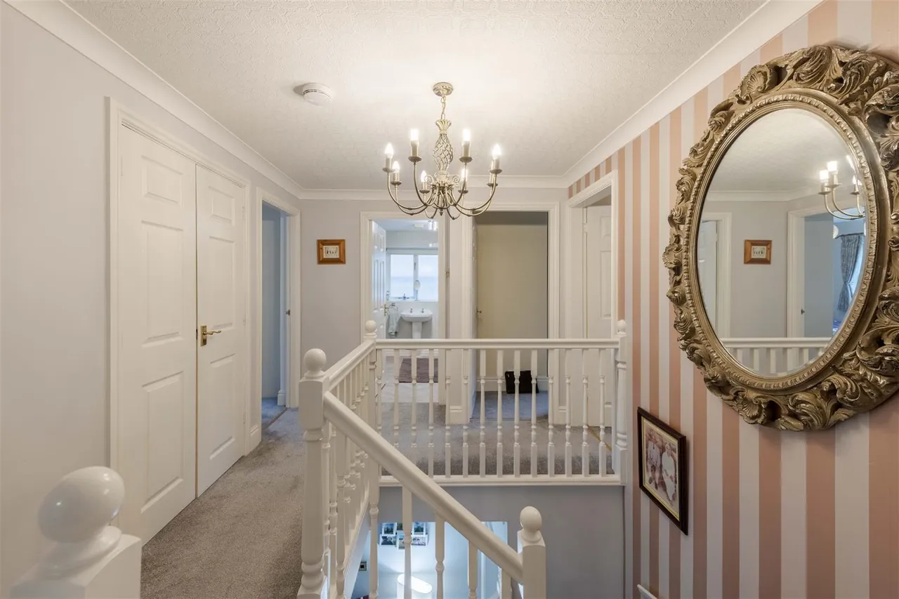 Newfield Place, Hagley, Stourbridge, photo 10