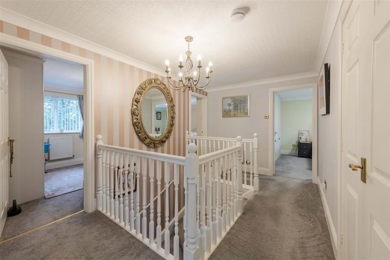 Newfield Place, Hagley, Stourbridge, photo 9