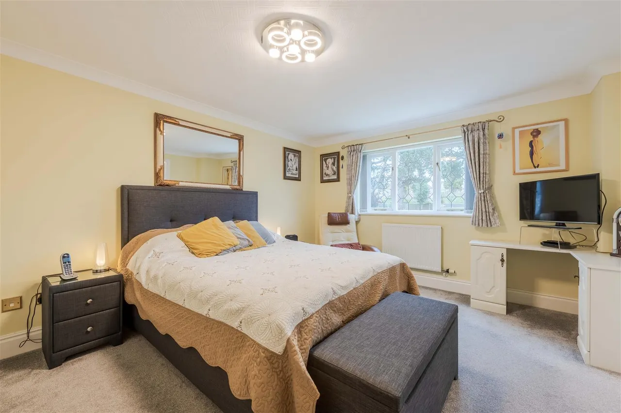 Newfield Place, Hagley, Stourbridge, photo 25