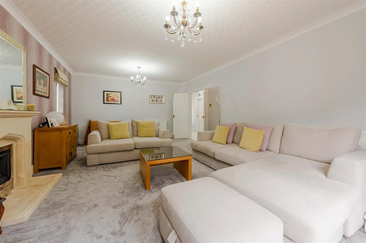 Newfield Place, Hagley, Stourbridge, photo 14