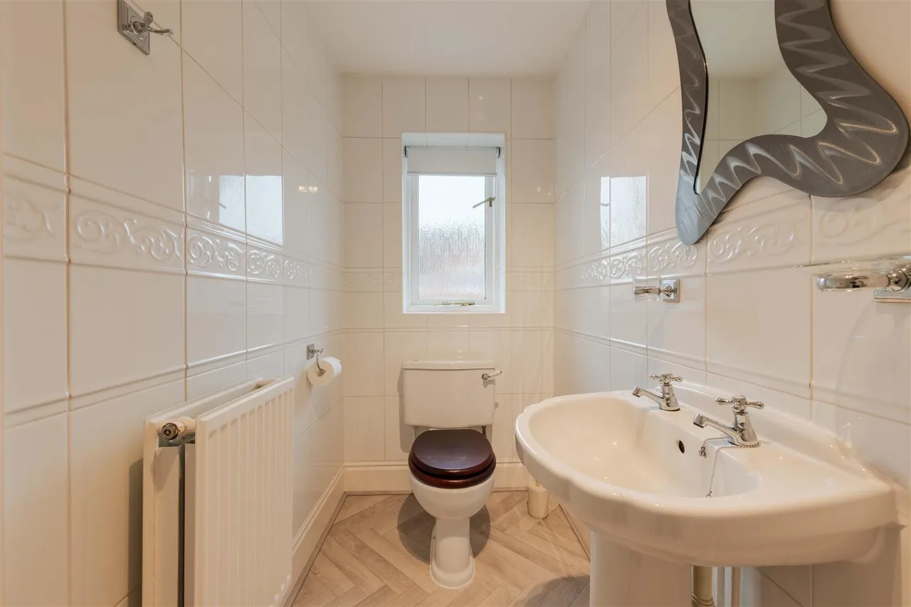 Newfield Place, Hagley, Stourbridge, photo 23
