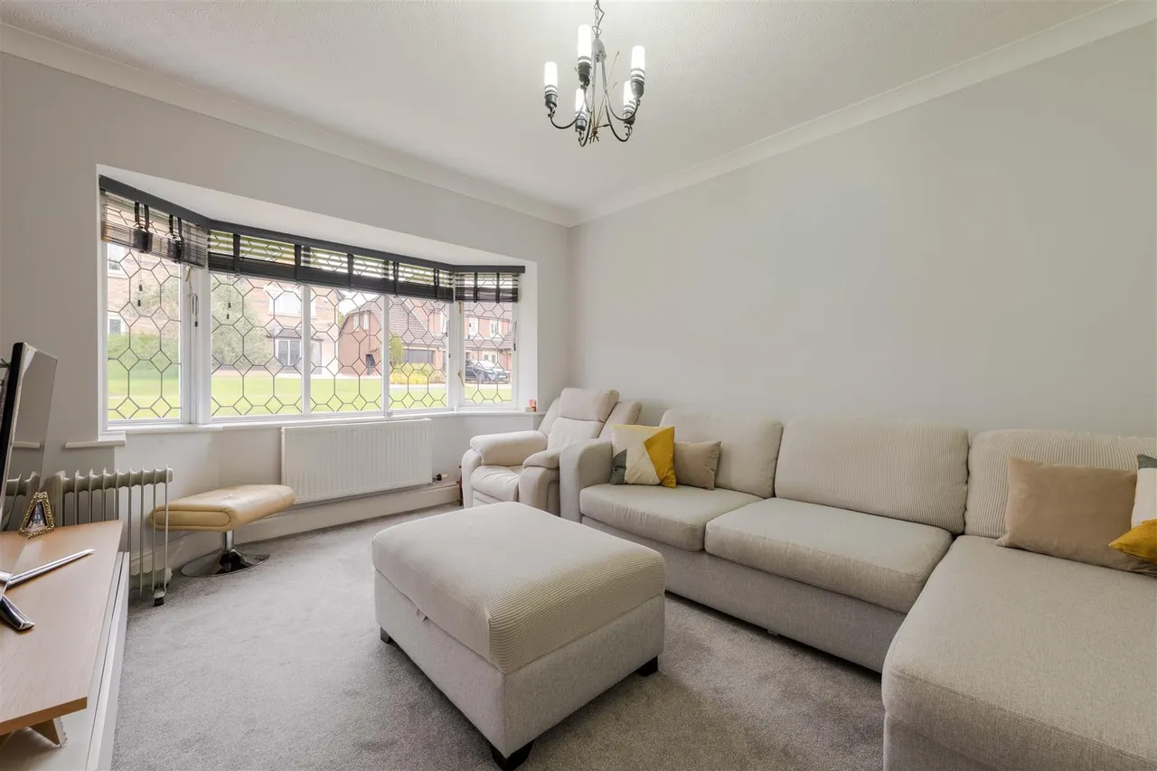 Newfield Place, Hagley, Stourbridge, photo 21