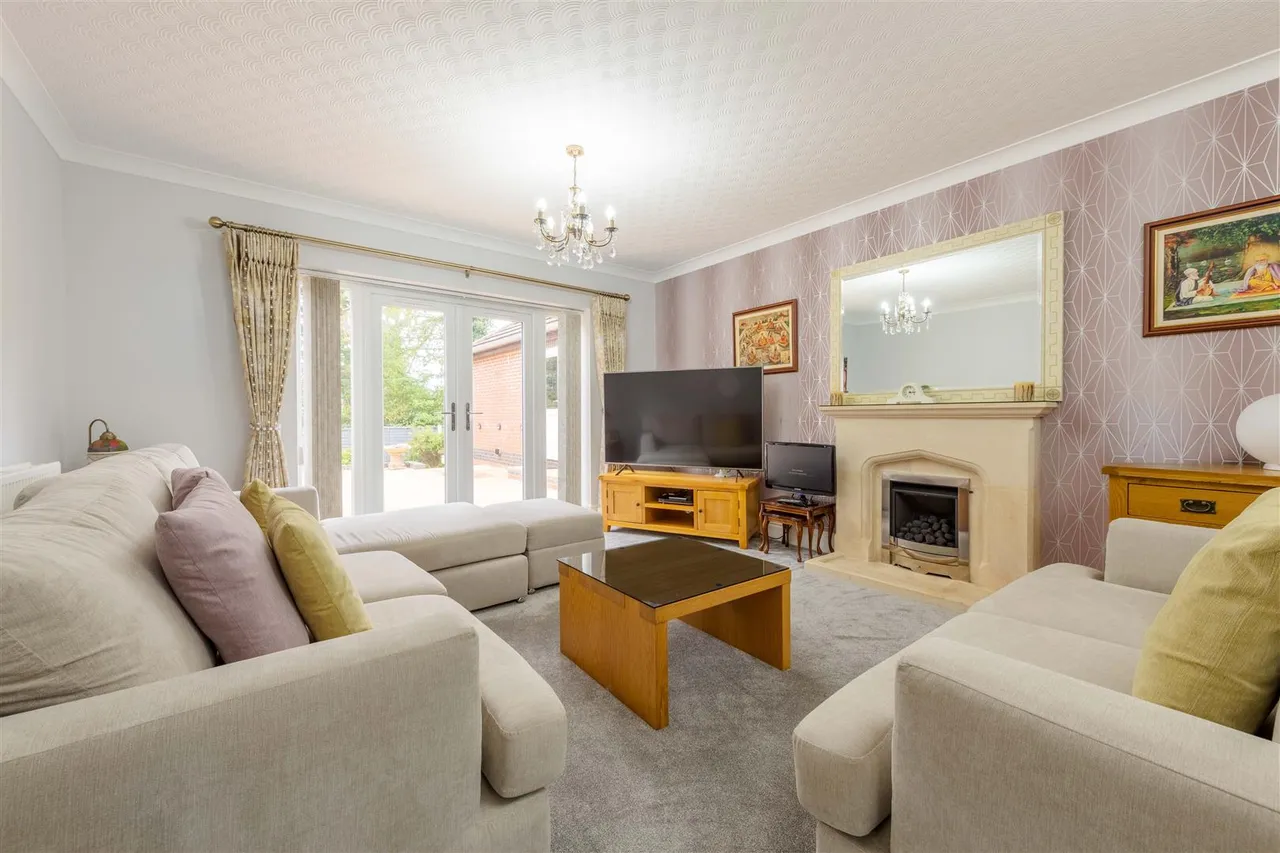 Newfield Place, Hagley, Stourbridge, photo 3