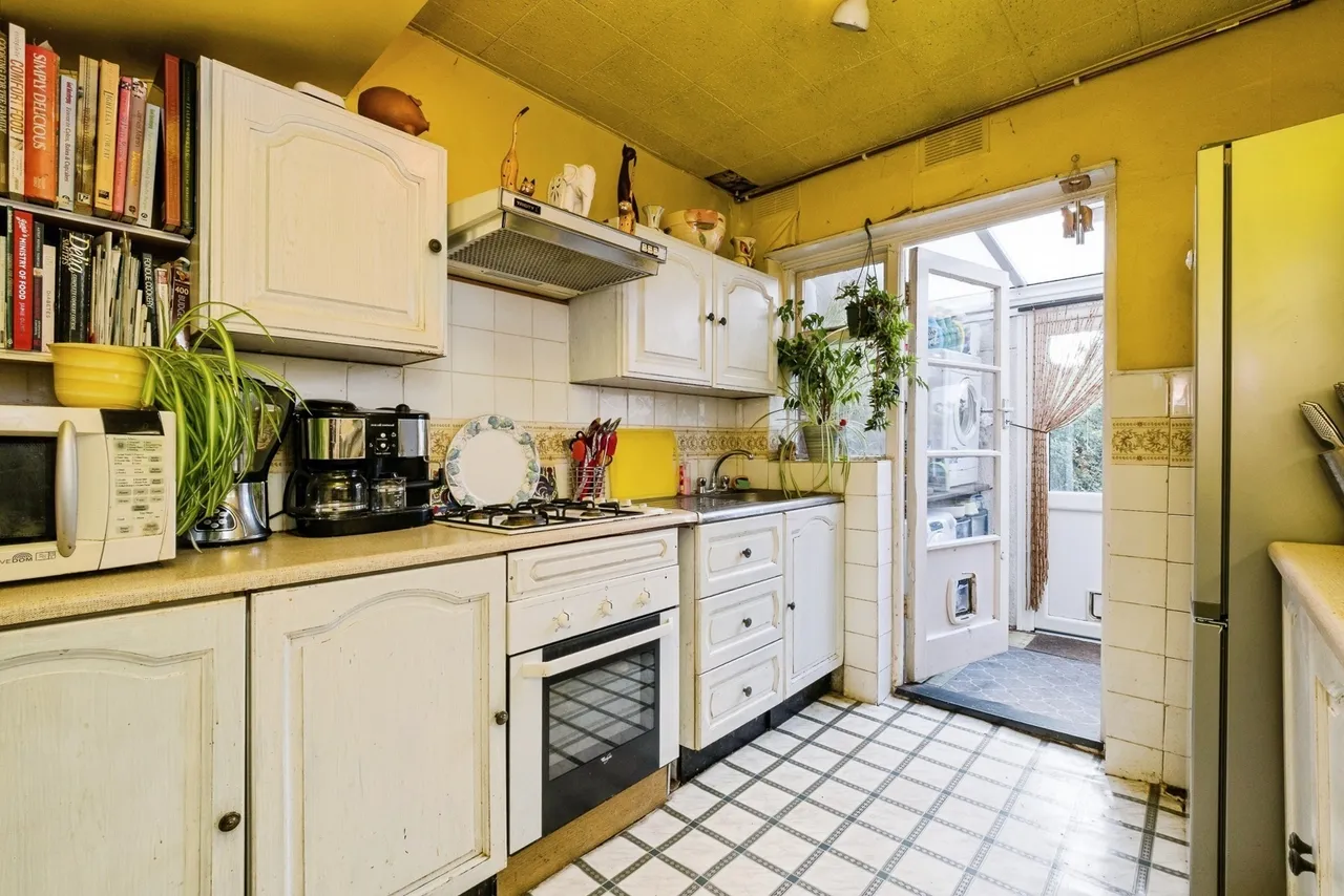 Eaton Drive, Romford, RM5, photo 7