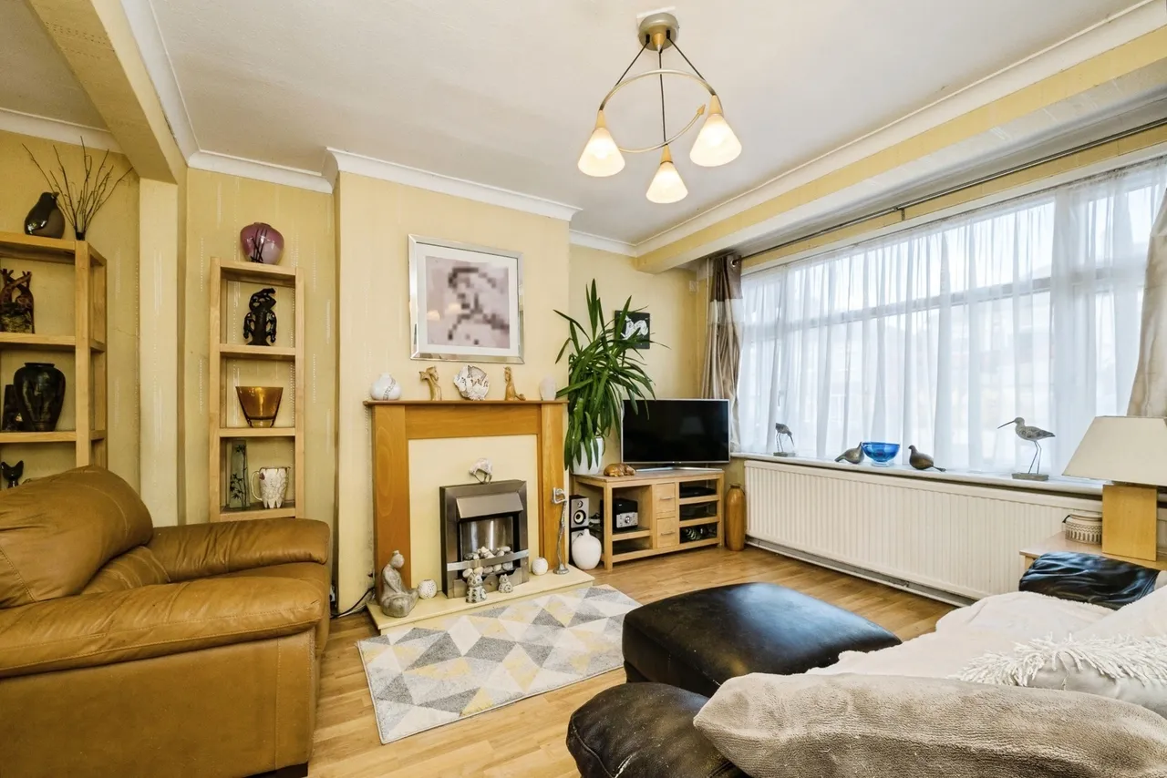 Eaton Drive, Romford, RM5, photo 4