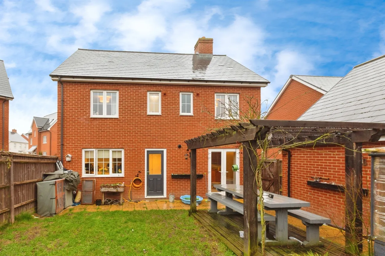 Maybrick Road, Broughton, HP22, photo 23