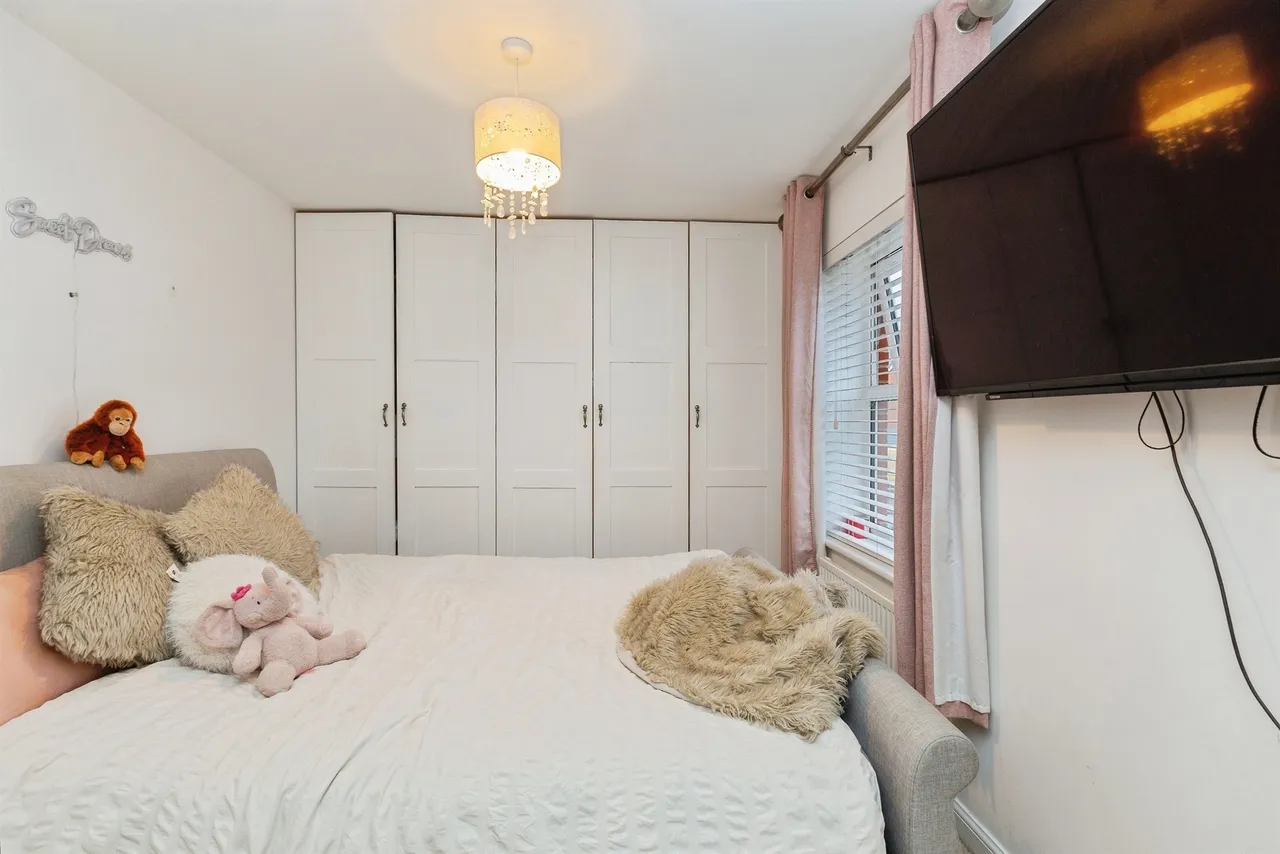 Maybrick Road, Broughton, HP22, photo 16