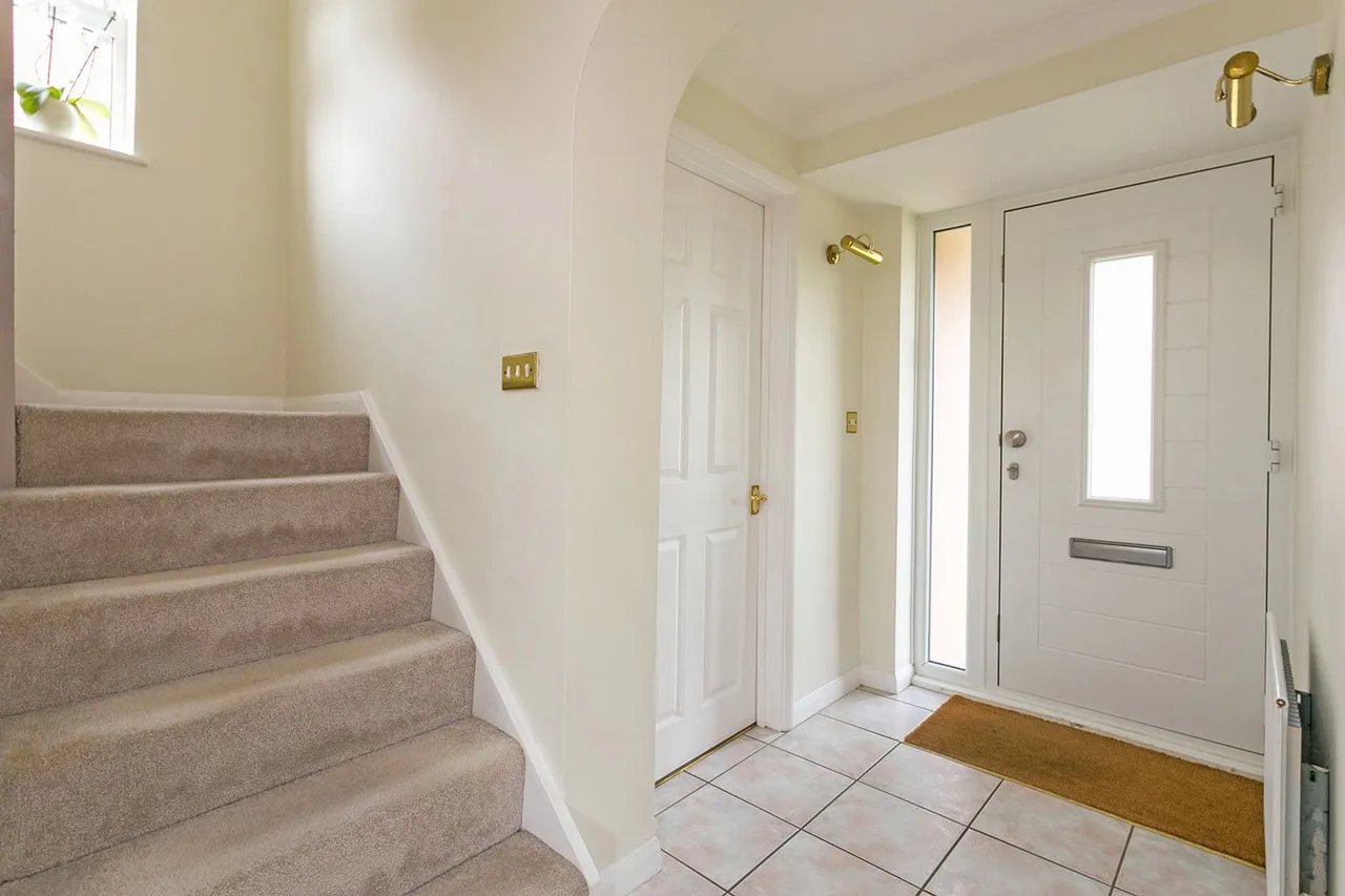 Mallow Park, Cranbrook Drive, Maidenhead, Berkshire, photo 12