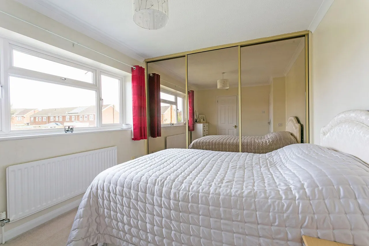 Mallow Park, Cranbrook Drive, Maidenhead, Berkshire, photo 14