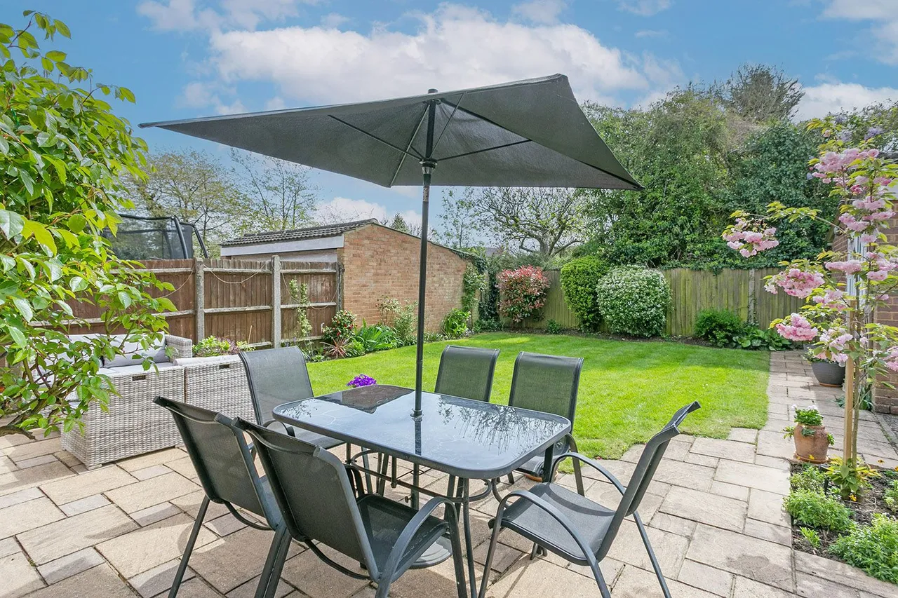 Mallow Park, Cranbrook Drive, Maidenhead, Berkshire, photo 4