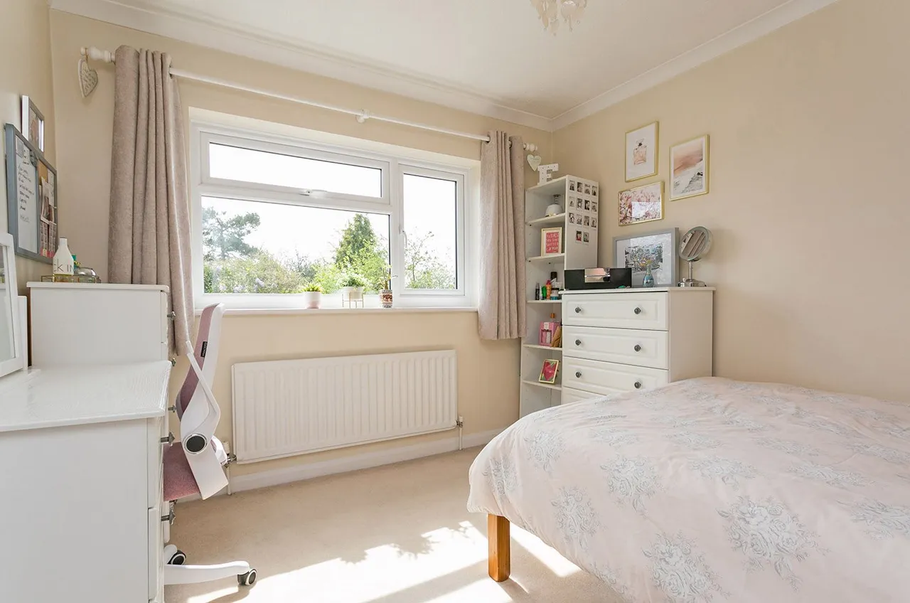 Mallow Park, Cranbrook Drive, Maidenhead, Berkshire, photo 18