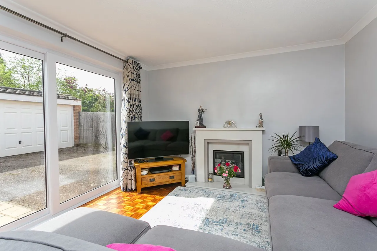Mallow Park, Cranbrook Drive, Maidenhead, Berkshire, photo 5