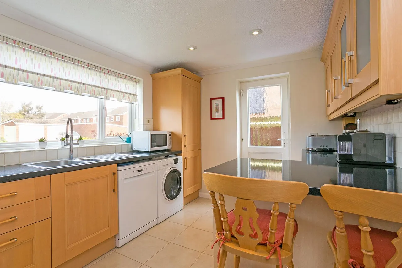 Mallow Park, Cranbrook Drive, Maidenhead, Berkshire, photo 9