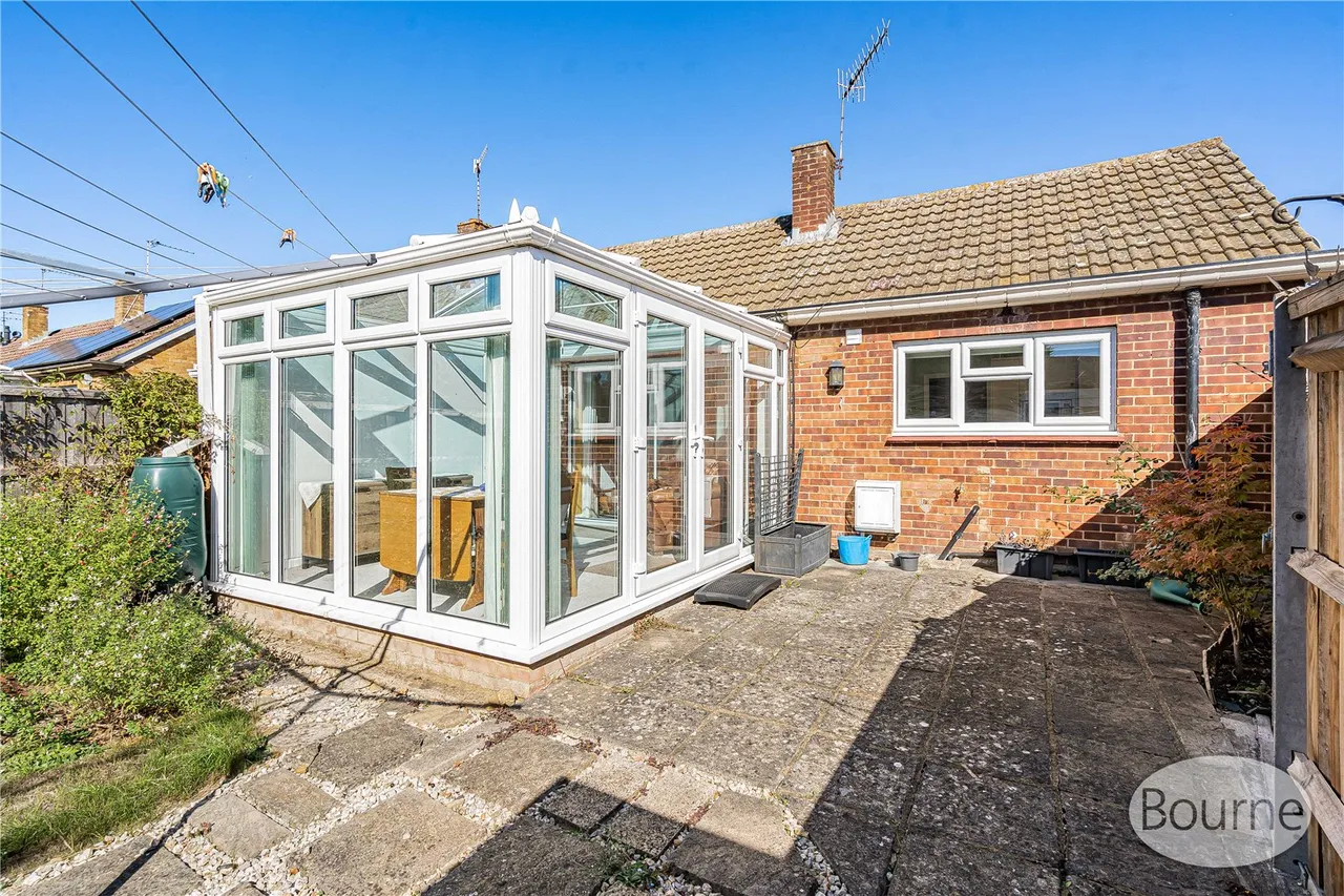 Grangefields Road, Jacob's Well, GU4, photo 9