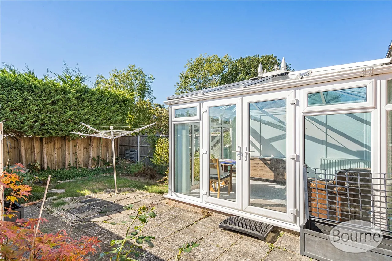 Grangefields Road, Jacob's Well, GU4, photo 13