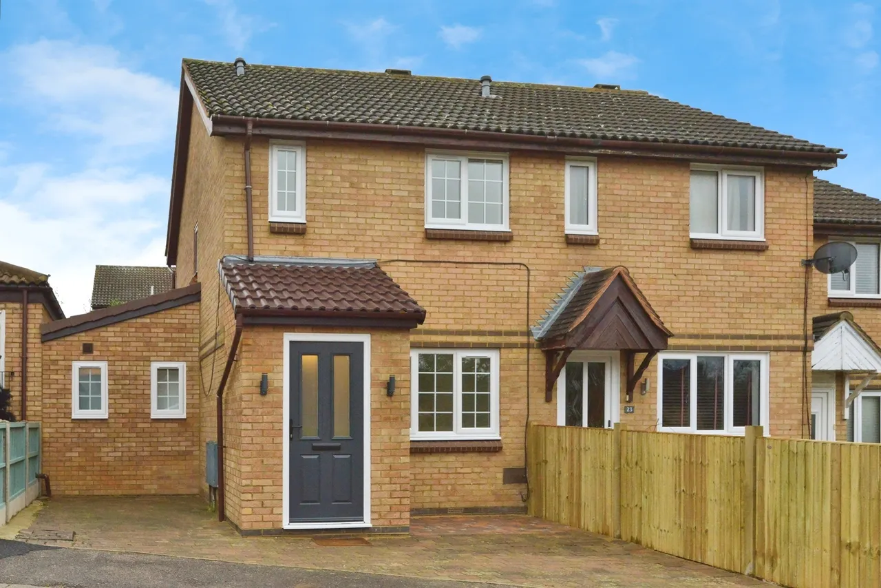 3 bed house for sale — Westwood Close, Great Holm, MILTON KEYNES