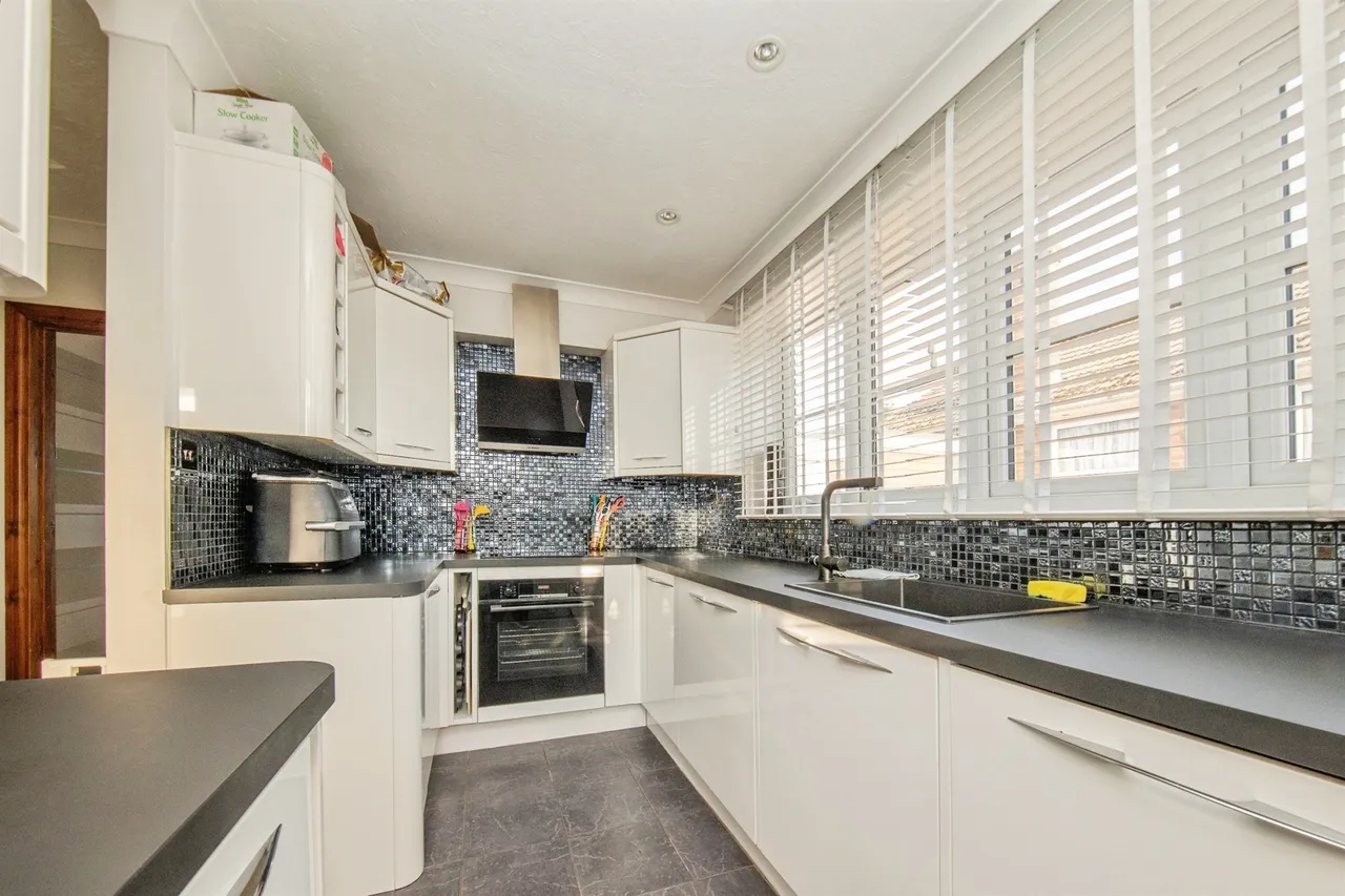 Grenfell Avenue, Holland-On-Sea, Clacton-On-Sea, photo 5